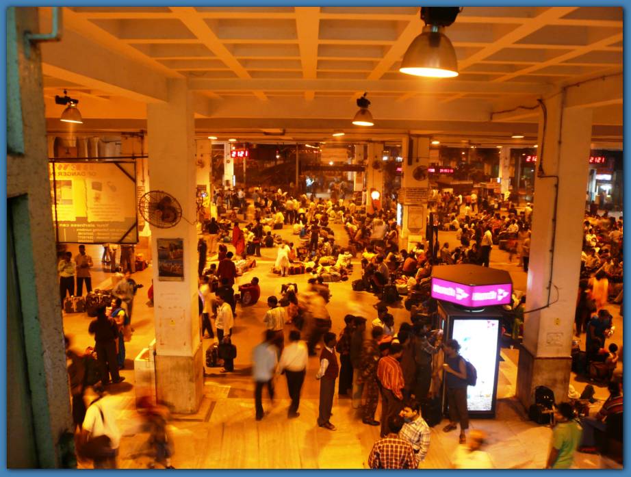 900x674 pixels (99K)